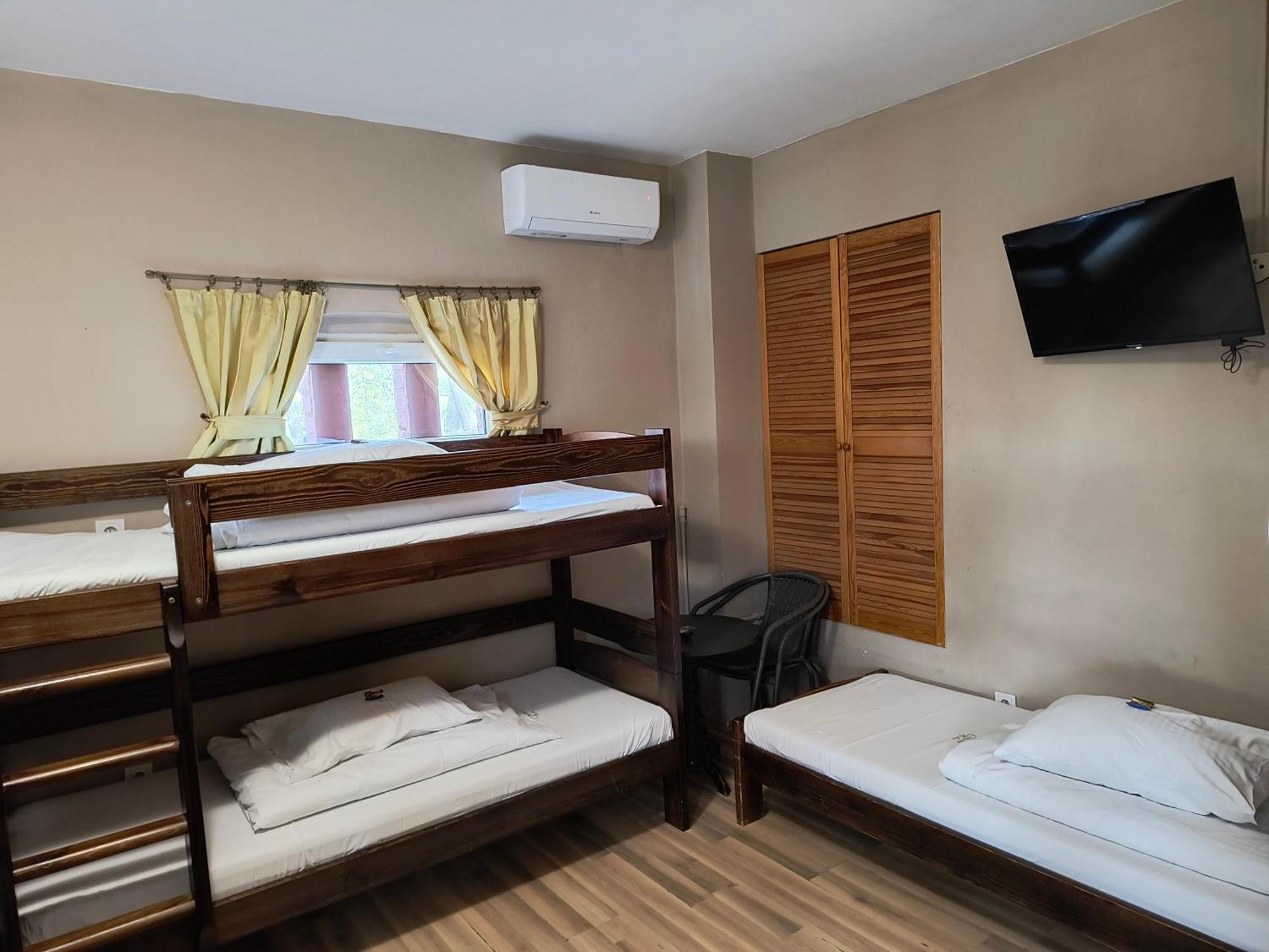 Green Hostel Wroclaw Przy Zoo Экстерьер фото
